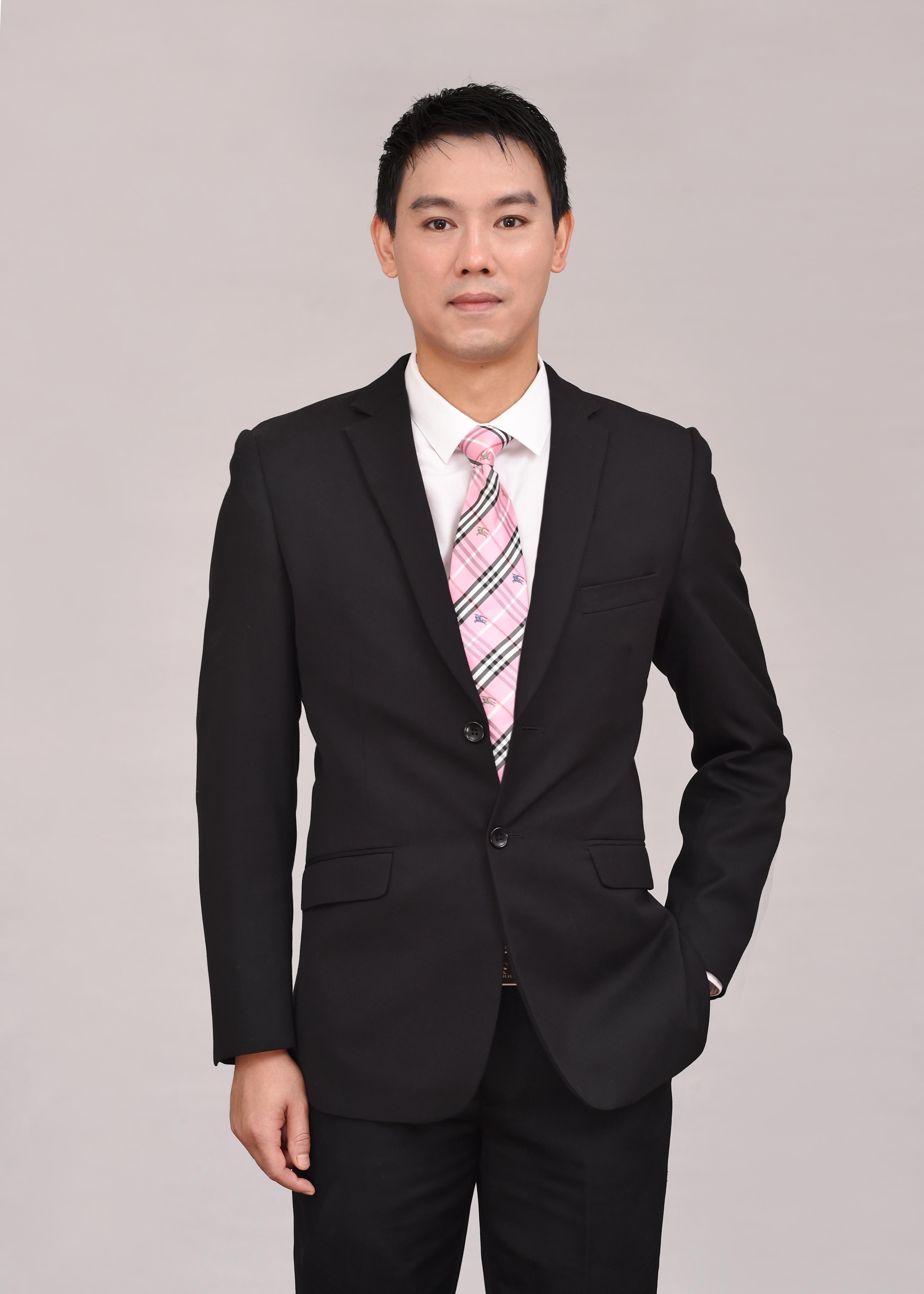 唐亦辰 视觉设计总监